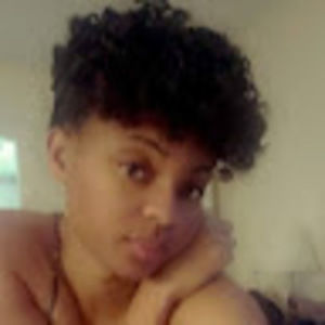 Meet your Posher, Kendra